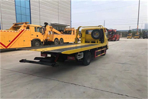 惠东非事故拖车