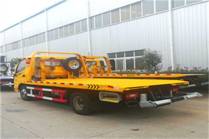 惠东附近拖车救援搭电