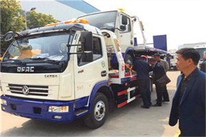 惠东汽车道路救援拖车价格